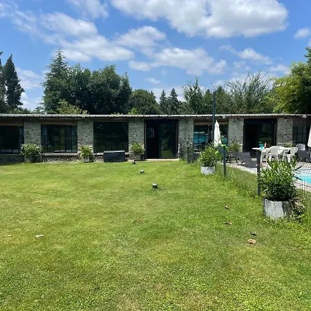 Feriehus Chateau Pool House