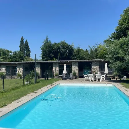 Chateau Pool House *