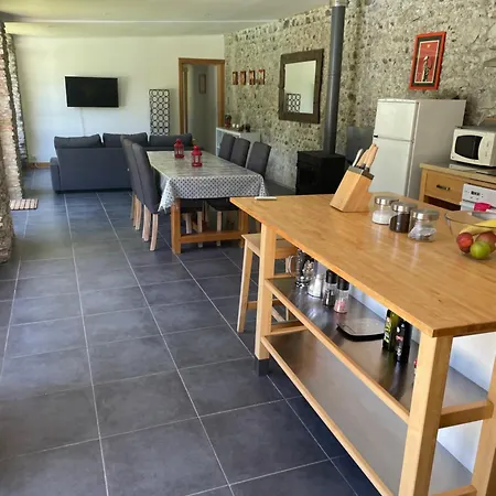 Сasa de vacaciones Chateau Pool House