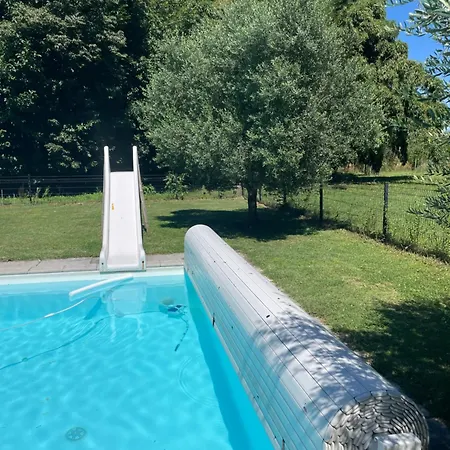Chateau Pool House Сasa de vacaciones Assat