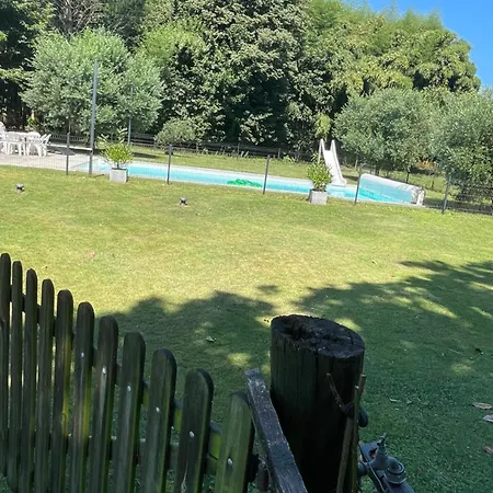 Feriehus Chateau Pool House *